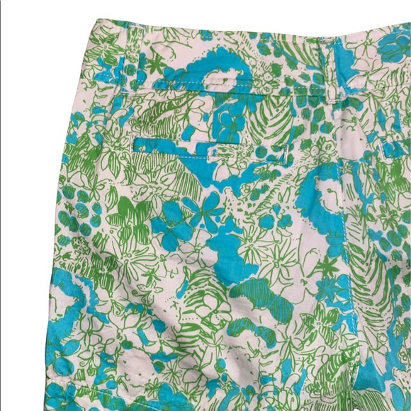 Lilly Pulitzer “It’s a Zoo” Callahan Limeade Shorts - 4 - Picture 8 of 14